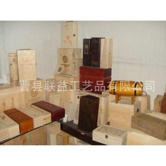 點(diǎn)擊查看詳細(xì)信息<br>標(biāo)題：酒盒LY-1018 閱讀次數(shù)：3438